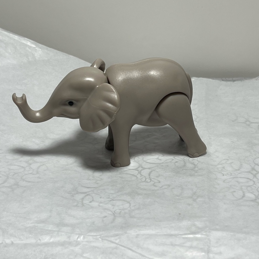 Playmobil Wiltopia 71049 Young Elephant Price is per item